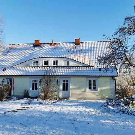 Ferienhaus Urlaub Mit Ihrem Vierbeiner Im Landhaus Breetz / Auf Rugen Trent